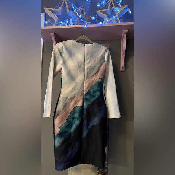 Donna Karan of New York - Picture 2 of 4